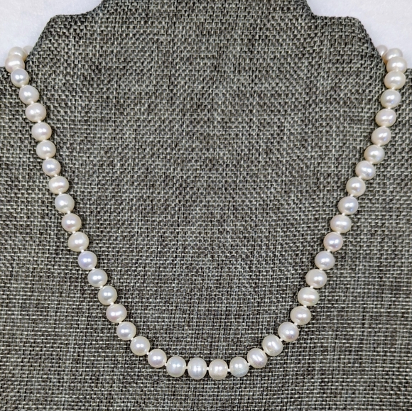 fstepka Jewelry - REAL - 7-8mm Pearl Necklace